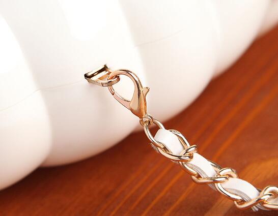 Luxury Pearl Shell Bag Women Gold Clutch Chain