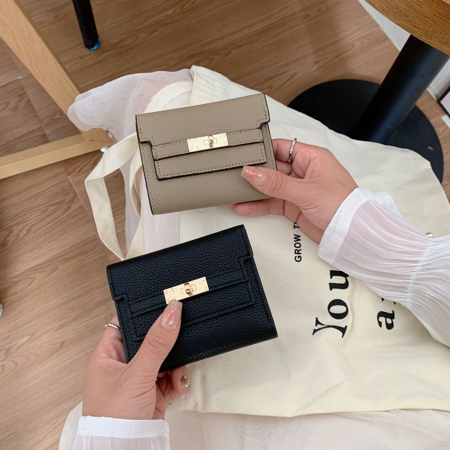 Luxury Retro Women's Wallet Premium