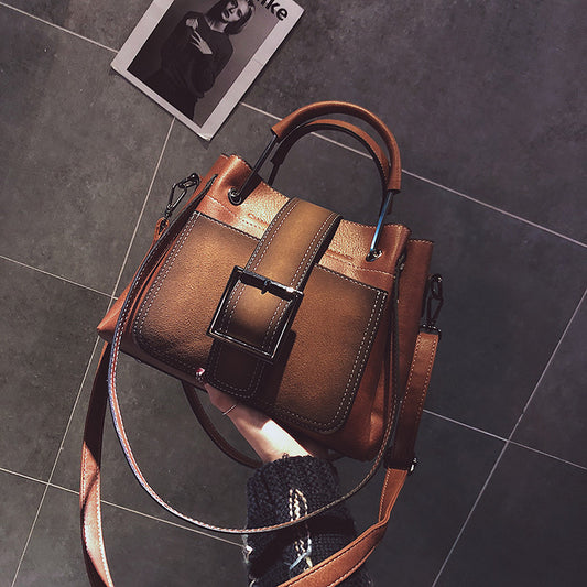 Luxury Leisure Tote Bags for Woman with Polished Leather