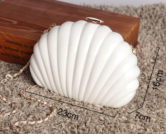 Luxury Pearl Shell Bag Women Gold Clutch Chain